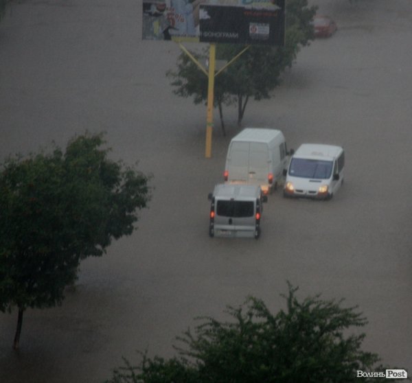 вул.Кравчука, поблизу СК Наталка. Фото: Тетяна Яцечко-Блаженко